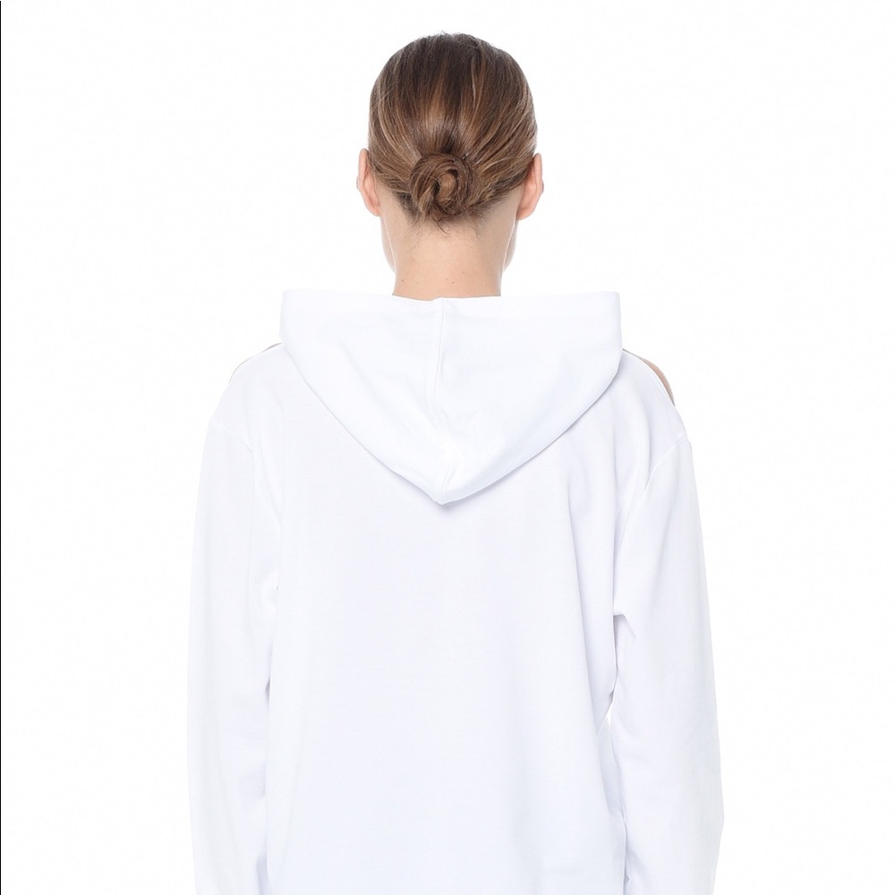COPY - Nylora Red hooded